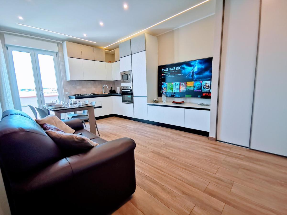 Attico Belvedere Centralissimo Vista Mare Apartment Termoli Bagian luar foto